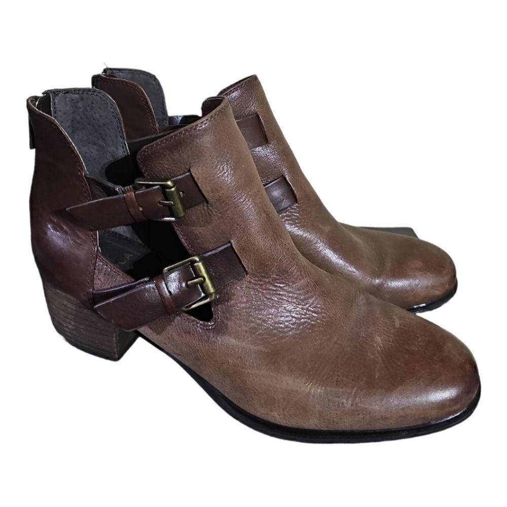 ISOLA "Darnell" Leather Buckle Cutout Ankle Booties - Size 10